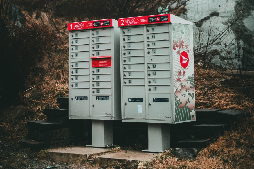 Une perte record de 1,57 G$ pour Postes Canada en 2025